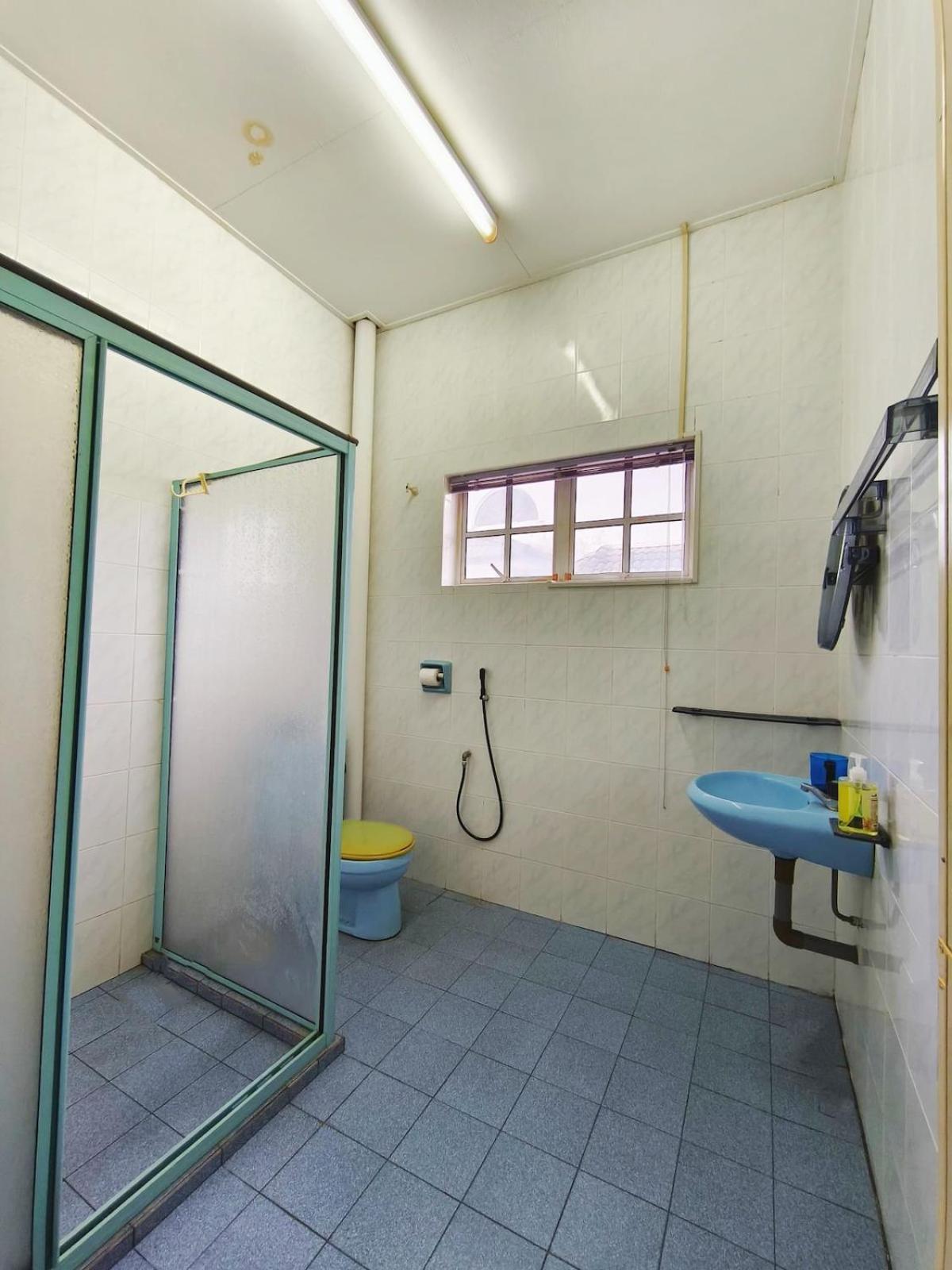 5 Min To Town Pasir Puteh 5br 22pax Rumah percutian *