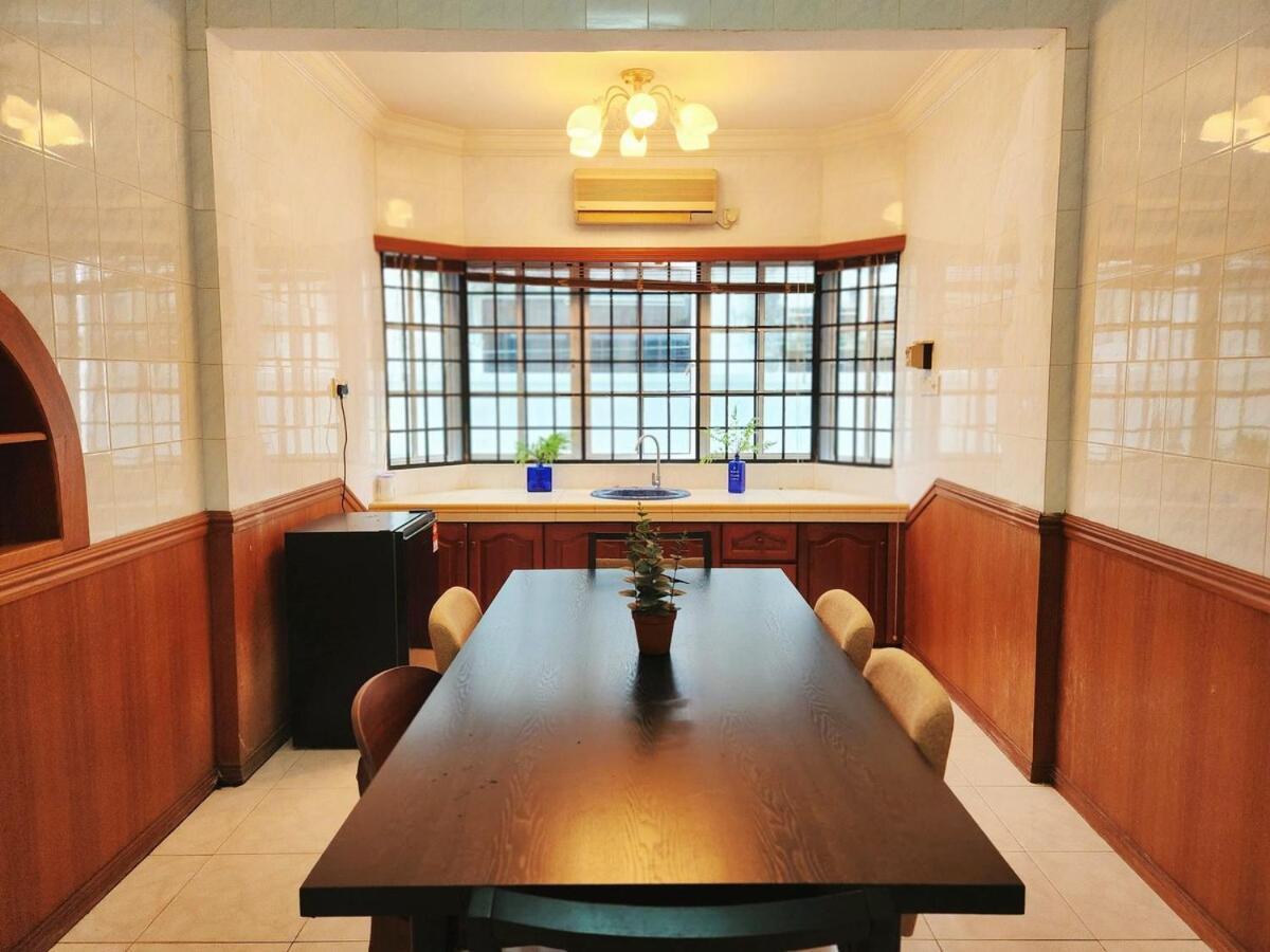 Rumah percutian 5 Min To Town Pasir Puteh 5br 22pax Ipoh