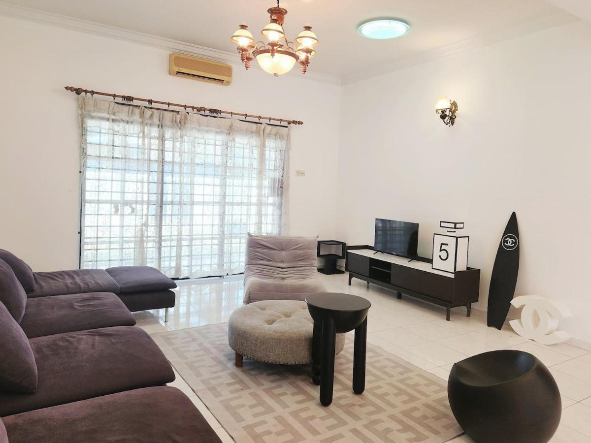Rumah percutian 5 Min To Town Pasir Puteh 5br 22pax Ipoh